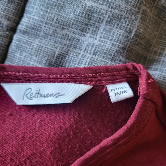 Womens Top - Picture 3 of 3